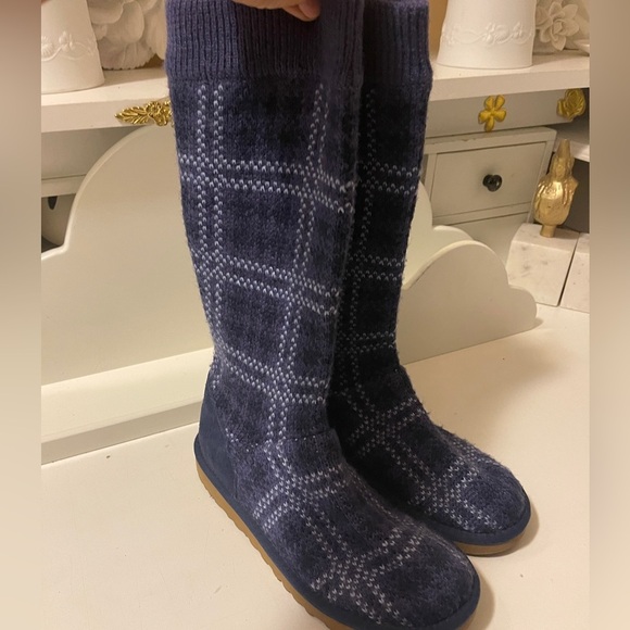 UGG Australia Jasper 1963 Blue Tartan Plaid Knit Pull On Boots Women's Size - Picture 1 of 14